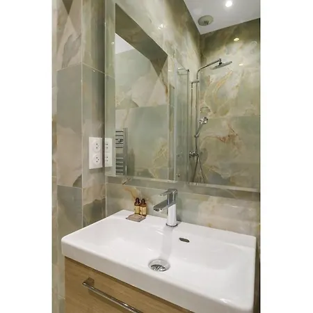 8pers#4bedrooms#4bathrooms#lafayette Apartment